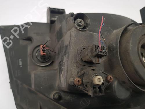 Left headlight NISSAN X-TRAIL I (T30) 2.2 dCi 4x4 | BP29928056C28