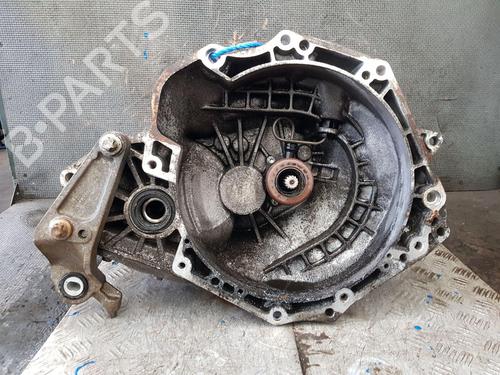 Used Gearbox VAUXHALL CORSA Mk IV (E) (X15) 1.4 (75 hp) 28120268