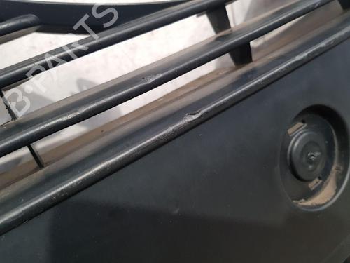 Grille TOYOTA YARIS (_P13_) 1.3 (NSP130_, NSP130) | BP29957121C40 