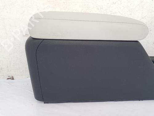 Armrest / Center console HONDA JAZZ V (GR_, GS_) 1.5 eHEV (GR3, GR6) | BP29492850I20 