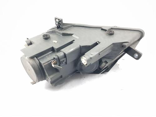 Right headlight VW PASSAT B6 Variant (3C5) 2.0 TDI 16V | BP30161501C29