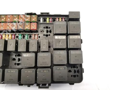 Fuse box MASERATI LEVANTE SUV (M161) 3.0 D Q4 | BP37220308E1 - Image 3