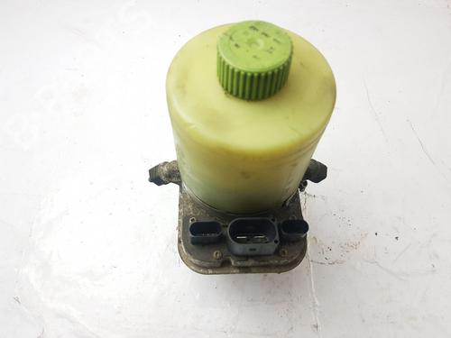 Used Steering pump SKODA FABIA I Combi (6Y5) 1.4 16V (100 hp) 32483899