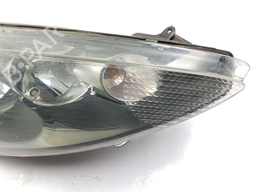 Right headlight FORD FIESTA VI (CB1, CCN) 1.25 | BP23139988C29 
