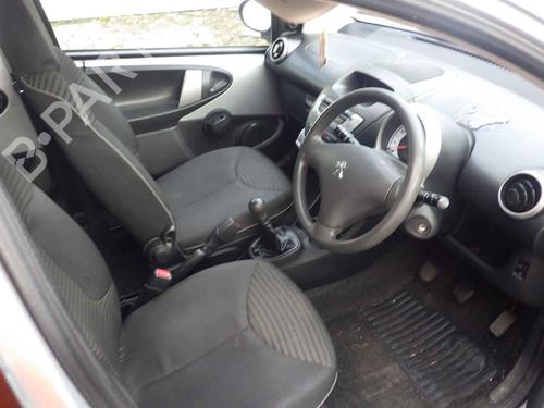 Rear bumper PEUGEOT 107 (PM_, PN_) 1.0 | BP22204111C8 