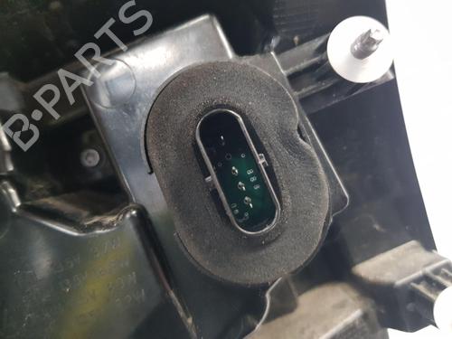 Right taillight TESLA MODEL Y (5YJY) Long Range All-wheel Drive | BP40606487C35 - Image 5
