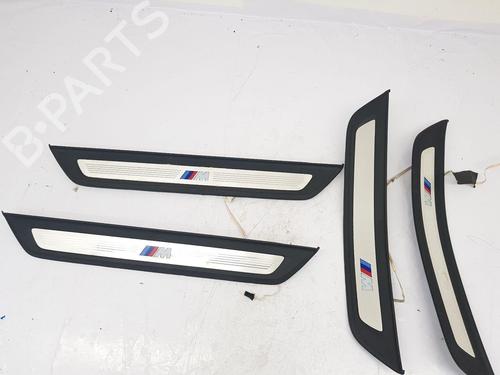 Højre sidekjole Højre sidekjole BMW 5 (G30, F90) 530 e Plug-in Hybrid (252 hp) 34142091 34142091