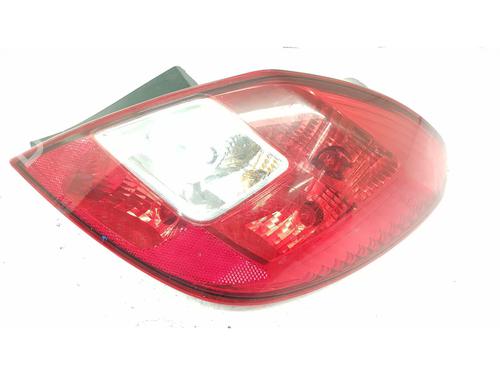 Used Right taillight VAUXHALL CORSA Mk III (D) (S07) 1.3 CDTI (L08) (75 hp) 25462752