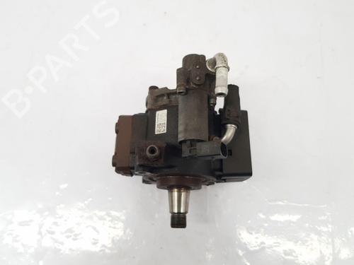 Used Fuel pump SEAT TOLEDO IV (KG3) 1.6 TDI (105 hp) 30115751