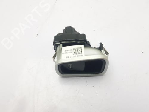 Used Left front window switch Left front window switch ASTON MARTIN VANTAGE Coupe V8 (534 hp) 35967192 35967192