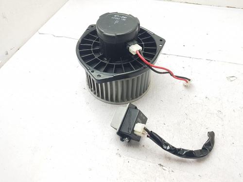 Used Heater blower motor Heater blower motor SUZUKI GRAND VITARA I (FT, HT) 2.0 4x4 (TA52, TL52, SQ420) (128 hp) 33677851 33677851