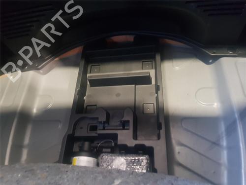 Brugte TOYOTA AYGO X (_B7_) 1.0 VVT-i (KGB70) 4988187