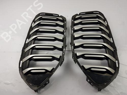 Used Grille BMW 5 (G30, F90) 530 e Plug-in Hybrid (252 hp) 27372127