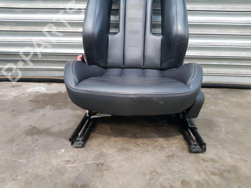 Siège avant droit BMW 4 Coupe (F32, F82) M4 Competition | BP30650130C16