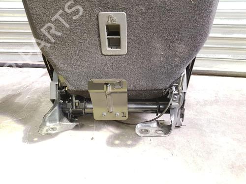 Right front seat FORD KUGA I 2.0 TDCi | BP28684152C16