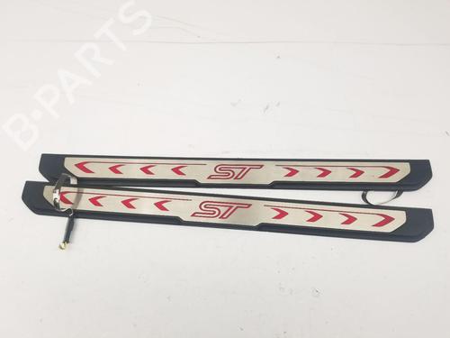 Used Right sideskirt FORD FIESTA VI (CB1, CCN) 1.6 ST (182 hp) 24457005