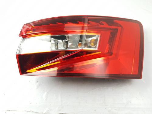 Used Right taillight SKODA SUPERB III Estate (3V5) 2.0 TDI (150 hp) 31690928