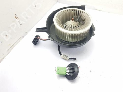 Used Heater blower motor Heater blower motor SKODA RAPID (NH3, NK3, NK6) 1.6 TDI (105 hp) 34226470 34226470