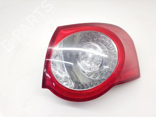 right-taillight-vw-passat-b6-variant-3c5-2005-2006-2007-2008-2009-2010-2011-31282630 main image