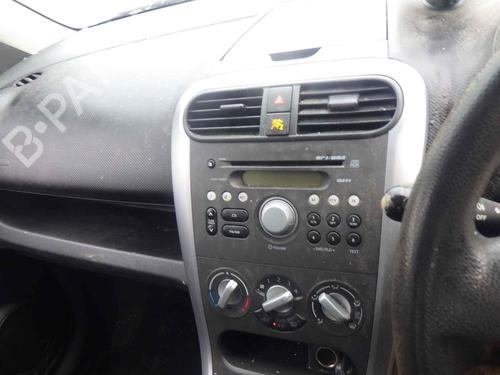 Brugte VAUXHALL AGILA Mk II (B) (H08) 1.0 12V (65 hp) 3973363
