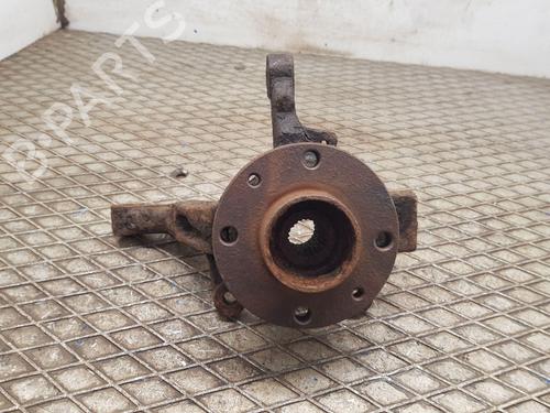 Fusee links voor RENAULT CLIO III Grandtour (KR0/1_) 1.2 16V (KR02, KR0J) (75 hp) 30628213