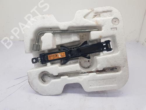 Reservehjul kit Reservehjul kit NISSAN MICRA IV (K13K, K13KK) 1.2 (80 hp) 36167046 36167046