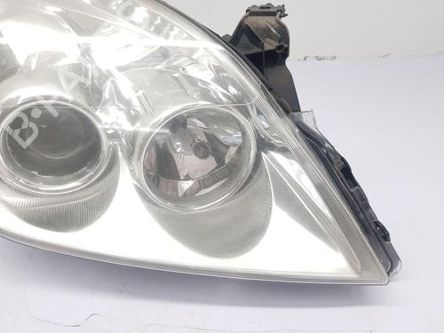 Right headlight VAUXHALL VECTRA Mk II (C) GTS (Z02) 1.8 | BP29928023C29 