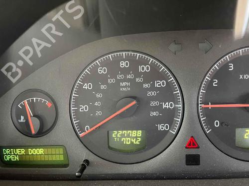 Radio VOLVO V70 II (285) 2.4 | BP30891896E6