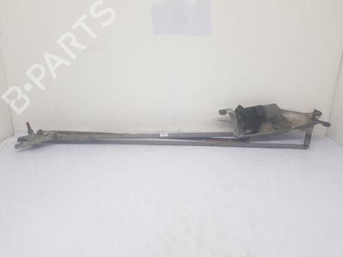 Used Front wiper motor Front wiper motor RENAULT MODUS / GRAND MODUS (F/JP0_) 1.2 (JP0C, JP0K, FP0C, FP0K, FP0P, JP0P, JP0T) (75 hp) 40220415 40220415