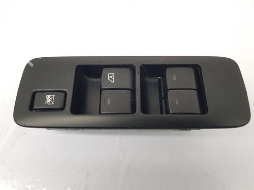 Used Right front window switch NISSAN QASHQAI I (J10, NJ10) 2.0 dCi (150 hp) 32097850