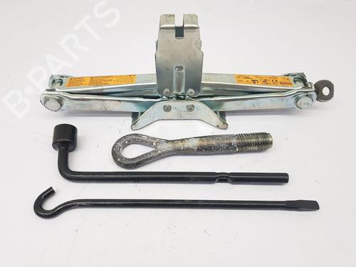 Reservehjul kit Reservehjul kit NISSAN QASHQAI I (J10, NJ10) 1.6 (114 hp) 35996381 35996381