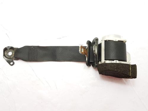Used Rear left seatbelt TOYOTA YARIS (_P13_) 1.3 (NSP130_, NSP130) (99 hp) 29597777