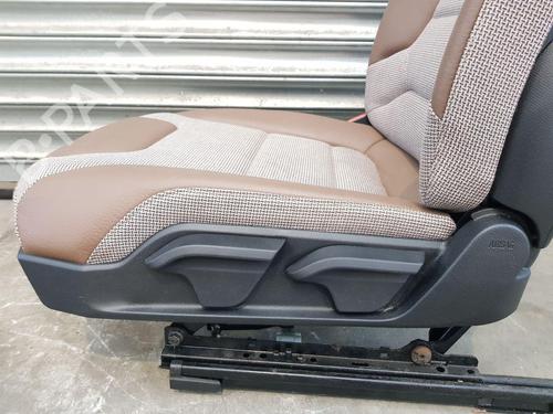 Stol venstre foran BMW i3 (I01) Electric | BP30445554C15 