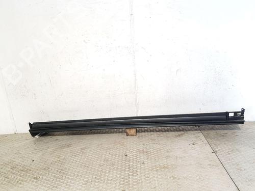 right-sideskirt-mazda-cx-30-dm-2019-36885522 main image