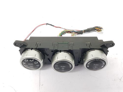 Used Climate control MITSUBISHI L200 / TRITON (KA_T, KB_T) 2.5 DI-D 4WD (KB4T) (178 hp) 30330696