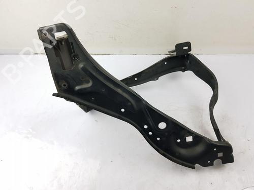 Suporte da óptica direita MERCEDES-BENZ E-CLASS (W212) E 220 CDI / BlueTEC (212.001, 212.002) (170 hp) 30364819