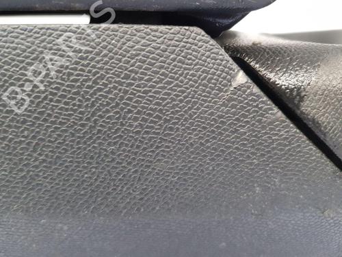 Armrest / Center console PEUGEOT 3008 II SUV (MC_, MR_, MJ_, M4_) Hybrid4 (M45GBU) | BP28137014I20 