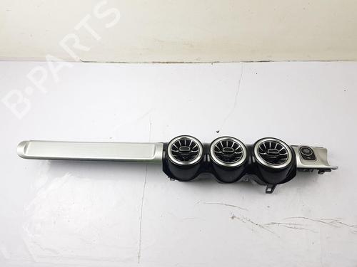 Used Air vent Air vent MERCEDES-BENZ GLB (X247) GLB 200 d (247.612) (150 hp) 32198944 32198944