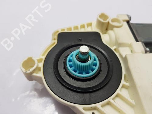 Rudehejsemotor forskærm venstre SEAT LEON (1P1)  | BP29642148E21 