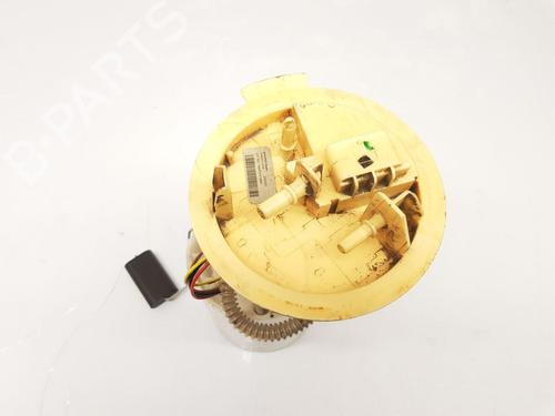 Used Fuel pump MERCEDES-BENZ A-CLASS (W176) A 200 CDI / d (176.008) (136 hp) 30764957
