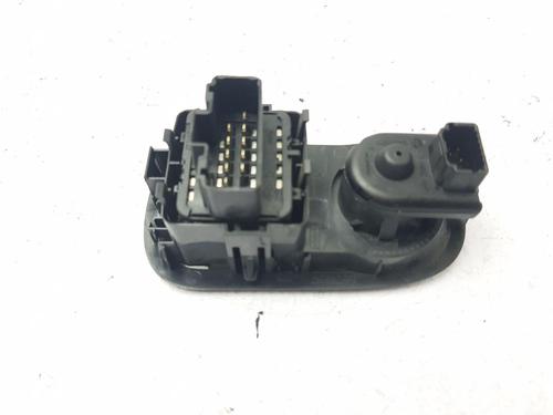 Right front window switch RENAULT MASTER III Van (FV) 2.3 dCi 110 FWD (FV0R, FV0W, FV1A) | BP33246792I26  - Image 6