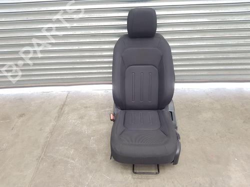 Right front seat LAND ROVER DEFENDER Station Wagon (L663) P300 Si4 4x4 | BP27689261C16 