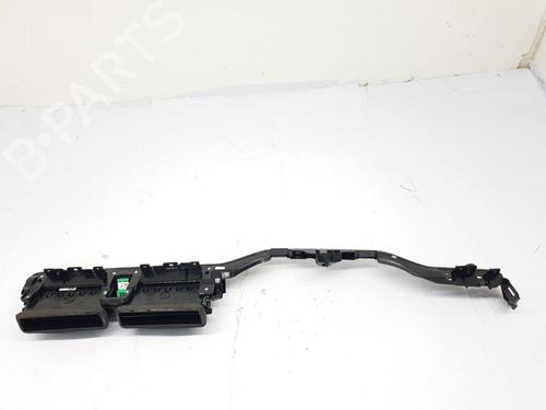 Air vent LAND ROVER RANGE ROVER EVOQUE (L551) 2.0 D150 | BP31864133I21