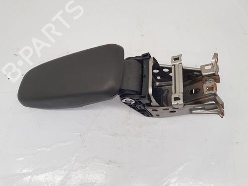 Armlæn Armlæn TOYOTA YARIS (_P21_, _PA1_, _PH1_) 1.5 Hybrid (MXPH10, MXPH11) (116 hp) 34226385 34226385