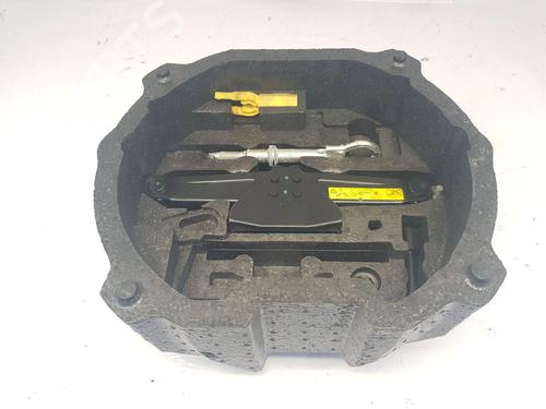 jack-kit-peugeot-508-i-8d_-2010-2011-2012-2013-2014-2015-2016-2017-2018-33559341 main image