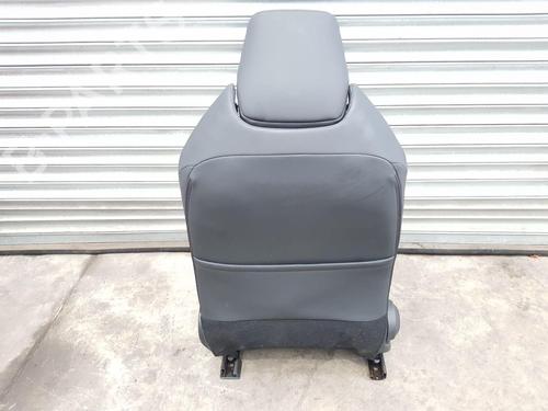 Right front seat TOYOTA COROLLA Hatchback (_E21_, _EA1_, _EH1_) 1.8 Hybrid (ZWE211, ZWE219) | BP29620591C16