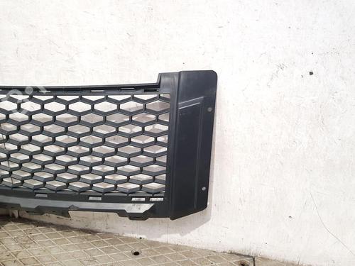 Grille LAND ROVER FREELANDER 2 (L359) 2.2 TD4 4x4 | BP30364963C40