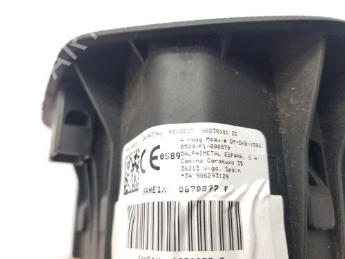 Driver airbag PEUGEOT 3008 II SUV (MC_, MR_, MJ_, M4_) Hybrid4 (M45GBU) | BP28137224C9 