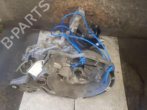 Used Gearbox Gearbox VOLVO V40 Hatchback (525) D2 (114 hp) 40036482 40036482