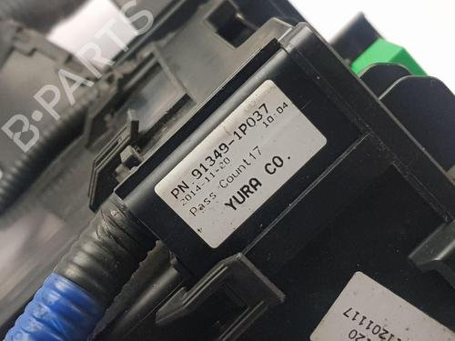 Fuse box KIA VENGA (YN) 1.4 CRDi 90 | BP33130652E1 - Image 3